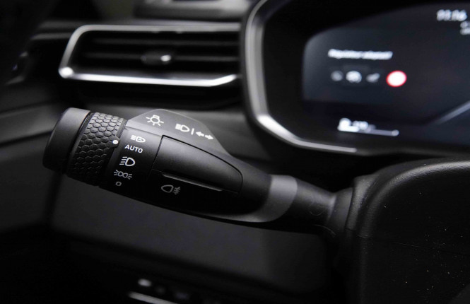 LYNKCO_LYNKCO_01_2652411_18.jpg LYNKCO_LYNKCO_01_2652411_18.jpg