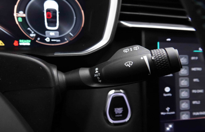 LYNKCO_LYNKCO_01_2652427_18.jpg LYNKCO_LYNKCO_01_2652427_18.jpg