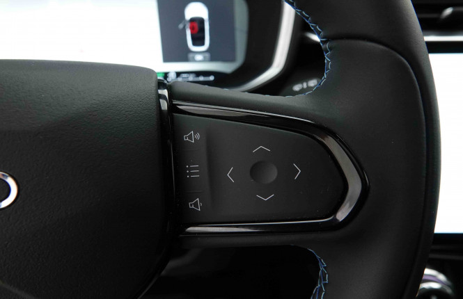 LYNKCO_LYNKCO_01_2653893_20.jpg