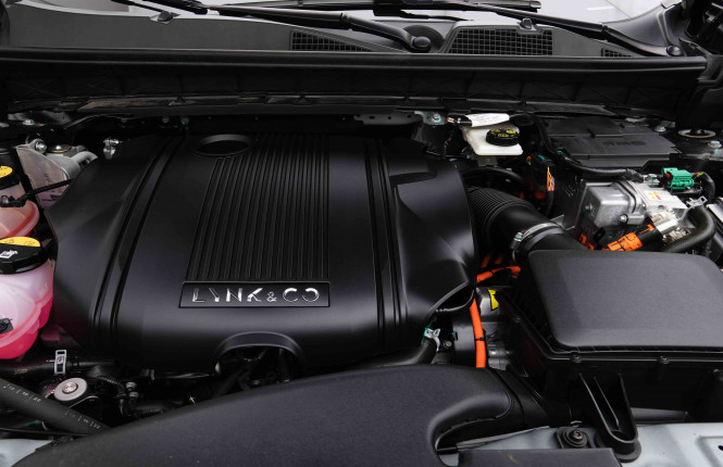 LYNKCO_LYNKCO_01_2654636_22.jpg LYNKCO_LYNKCO_01_2654636_22.jpg