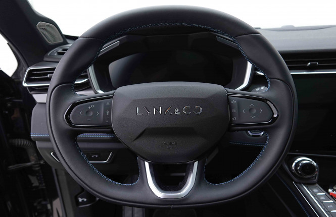 LYNKCO_LYNKCO_01_2655072_10.jpg LYNKCO_LYNKCO_01_2655072_10.jpg
