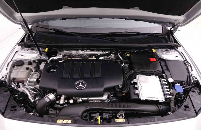 MERCEDES_MERCEDES_AKLASSE_2547353_21.jpg