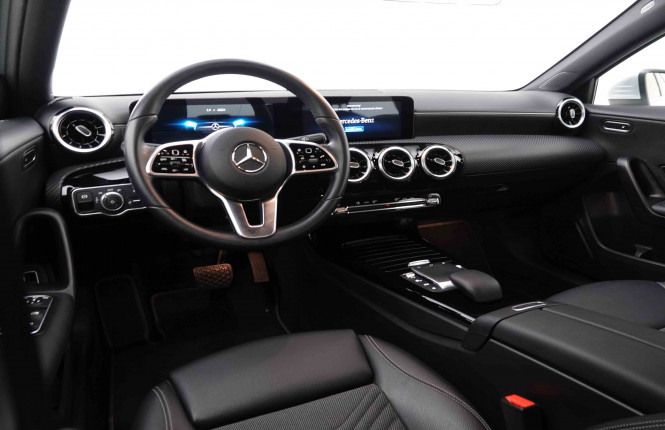 MERCEDES_MERCEDES_AKLASSE_2547353_57.jpg