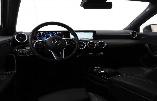 MERCEDES_MERCEDES_AKLASSE_2547992_7.jpg