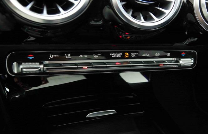 MERCEDES_MERCEDES_AKLASSE_2549892_13.jpg MERCEDES_MERCEDES_AKLASSE_2549892_13.jpg