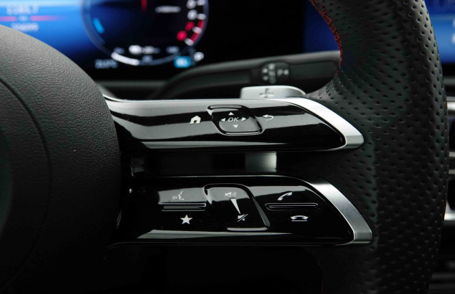 MERCEDES_MERCEDES_AKLASSE_2549892_18.jpg MERCEDES_MERCEDES_AKLASSE_2549892_18.jpg