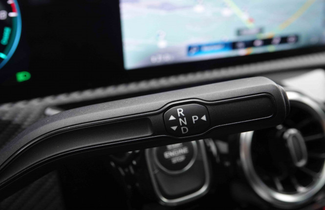 MERCEDES_MERCEDES_AKLASSE_2550101_22.jpg