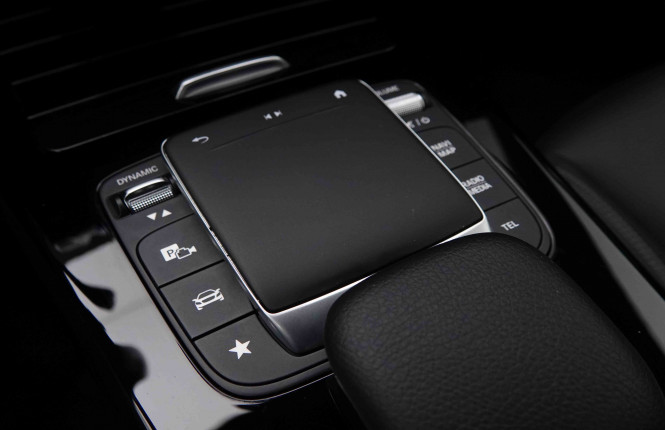 MERCEDES_MERCEDES_AKLASSE_2550241_14.jpg