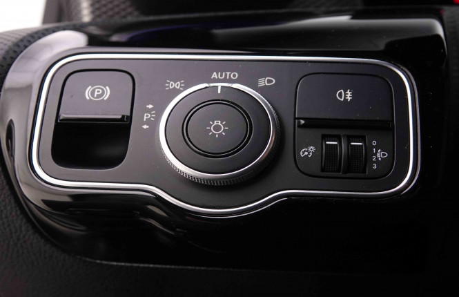 MERCEDES_MERCEDES_AKLASSE_2550241_8.jpg