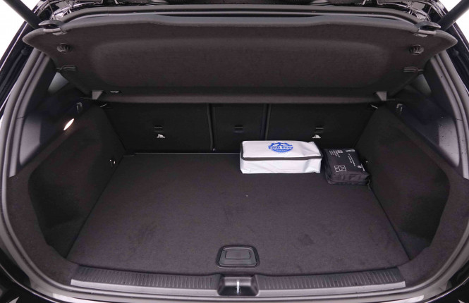 MERCEDES_MERCEDES_BKLASSE_2547928_5.jpg