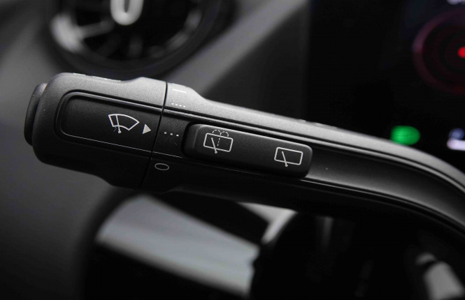 MERCEDES_MERCEDES_BKLASSE_2550100_19.jpg