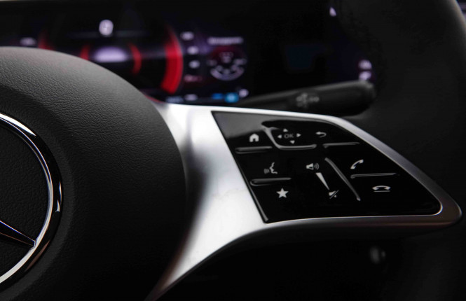 MERCEDES_MERCEDES_BKLASSE_2550100_22.jpg