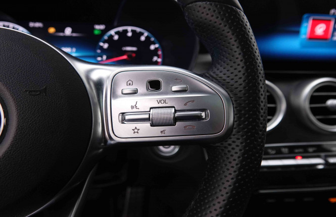 MERCEDES_MERCEDES_CKLASSE_2548349_20.jpg