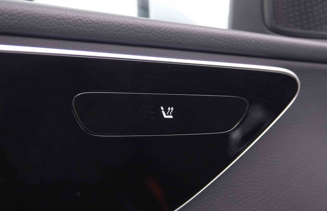 MERCEDES_MERCEDES_CKLASSE_2548459_50.jpg