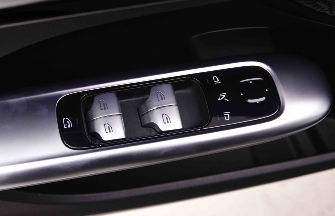 MERCEDES_MERCEDES_CKLASSE_2548460_21.jpg