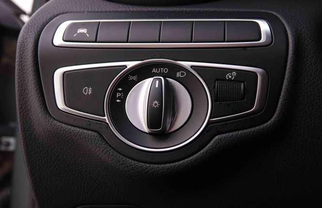 MERCEDES_MERCEDES_CKLASSE_2548614_9.jpg