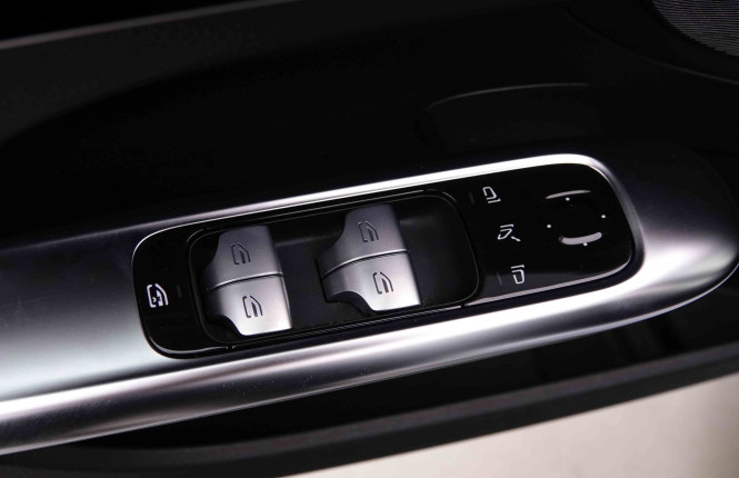 MERCEDES_MERCEDES_CKLASSE_2548618_21.jpg