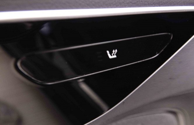 MERCEDES_MERCEDES_CKLASSE_2549006_21.jpg