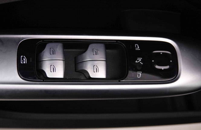 MERCEDES_MERCEDES_CKLASSE_2551152_23.jpg MERCEDES_MERCEDES_CKLASSE_2551152_23.jpg