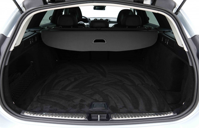 MERCEDES_MERCEDES_CKLASSE_2654296_5.jpg MERCEDES_MERCEDES_CKLASSE_2654296_5.jpg