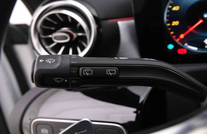 MERCEDES_MERCEDES_CLA_2548332_19.jpg