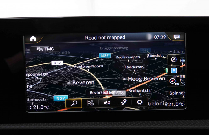 MERCEDES_MERCEDES_CLA_2548697_10.jpg