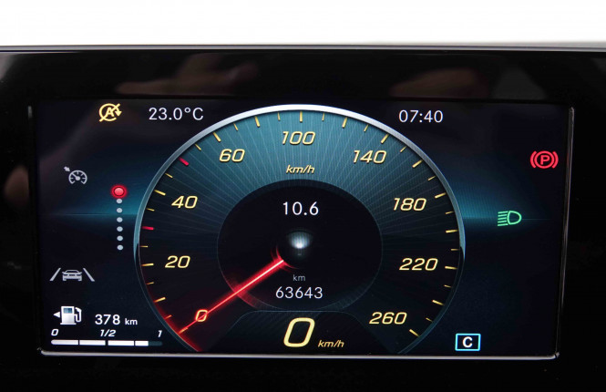 MERCEDES_MERCEDES_CLA_2548697_16.jpg