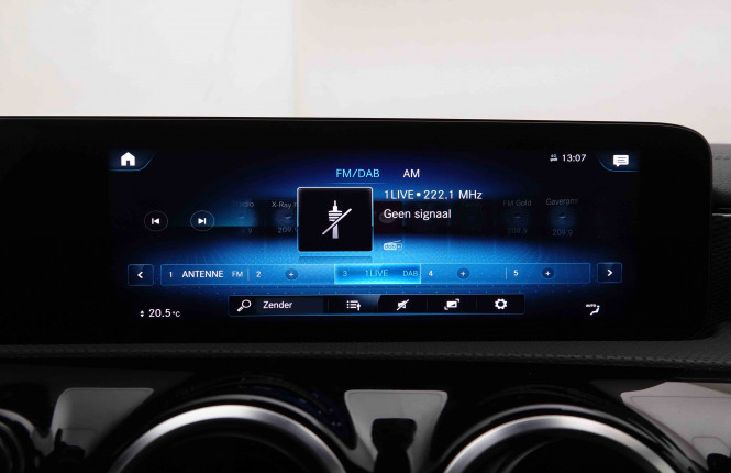 MERCEDES_MERCEDES_CLA_2549885_12.jpg
