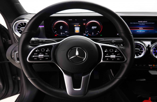 MERCEDES_MERCEDES_CLA_2551339_33.jpg