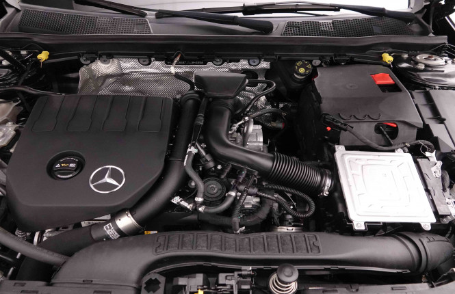 MERCEDES_MERCEDES_CLA_2652216_27.jpg