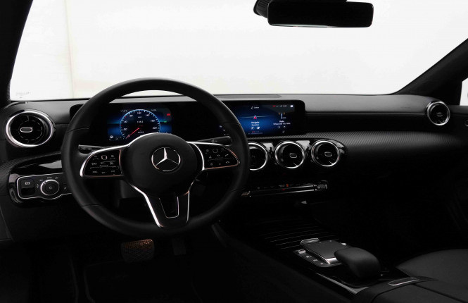 MERCEDES_MERCEDES_CLA_2652543_8.jpg