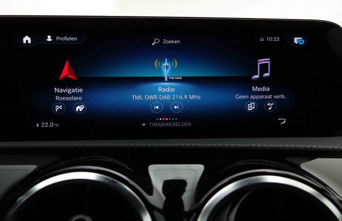 MERCEDES_MERCEDES_CLA_2654295_11.jpg