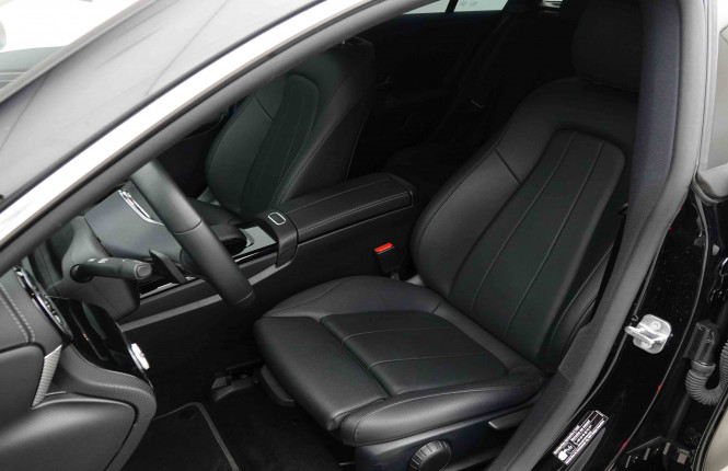 MERCEDES_MERCEDES_CLA_2654295_8.jpg