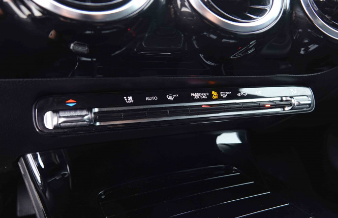 MERCEDES_MERCEDES_CLA_2655342_14.jpg MERCEDES_MERCEDES_CLA_2655342_14.jpg