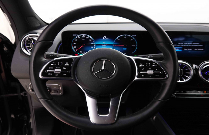 MERCEDES_MERCEDES_EQB_2548730_10.jpg
