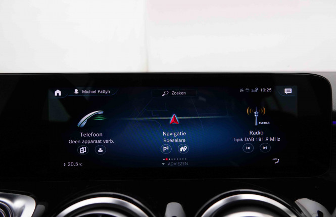 MERCEDES_MERCEDES_EQB_2548730_15.jpg