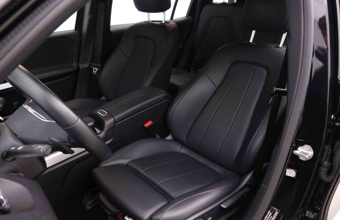 MERCEDES_MERCEDES_EQB_2548730_7.jpg