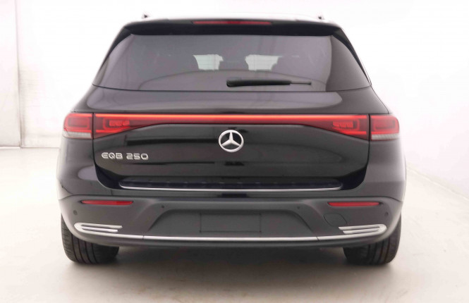 MERCEDES_MERCEDES_EQB_2551186_29.jpg