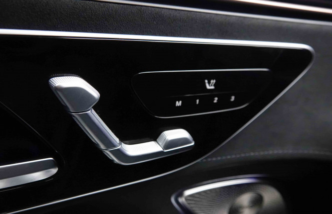 MERCEDES_MERCEDES_EQE_2651935_21.jpg MERCEDES_MERCEDES_EQE_2651935_21.jpg