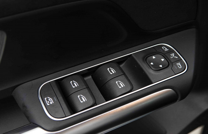 MERCEDES_MERCEDES_GLA_2654726_21.jpg MERCEDES_MERCEDES_GLA_2654726_21.jpg
