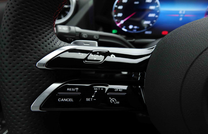 MERCEDES_MERCEDES_GLA_2654726_49.jpg MERCEDES_MERCEDES_GLA_2654726_49.jpg