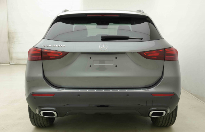 MERCEDES_MERCEDES_GLA_2654915_28.jpg MERCEDES_MERCEDES_GLA_2654915_28.jpg