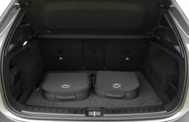 MERCEDES_MERCEDES_GLA_2654915_5.jpg MERCEDES_MERCEDES_GLA_2654915_5.jpg