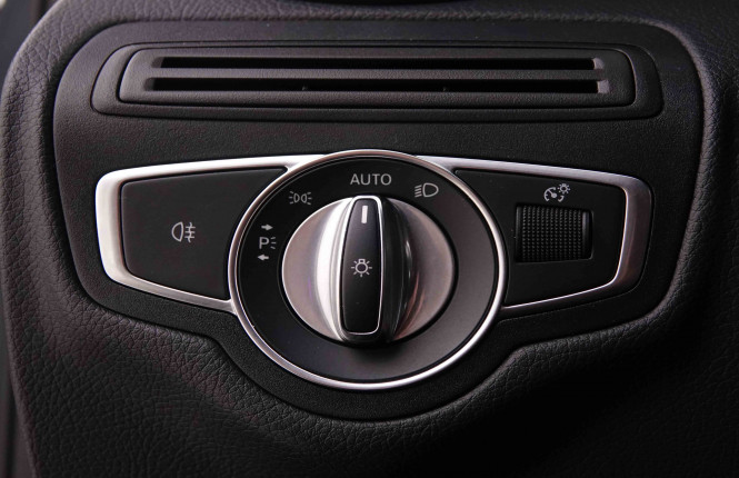 MERCEDES_MERCEDES_GLC_2548544_9.jpg