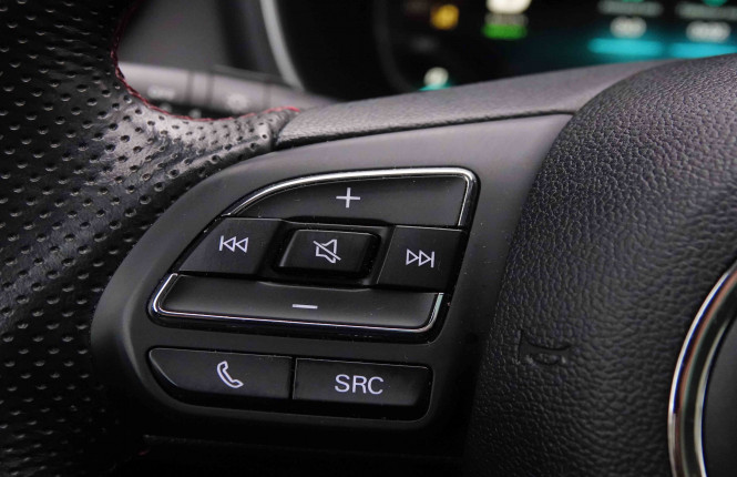 MG_MG_EHS_2652006_20.jpg MG_MG_EHS_2652006_20.jpg