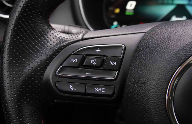 MG_MG_EHS_2652007_18.jpg MG_MG_EHS_2652007_18.jpg