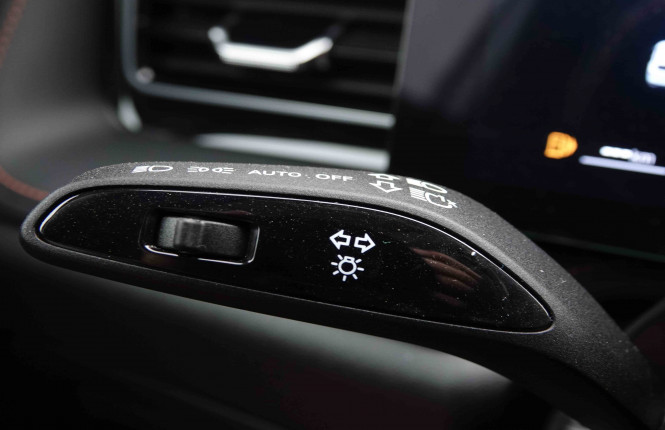 MG_MG_HS_2549239_16.jpg MG_MG_HS_2549239_16.jpg