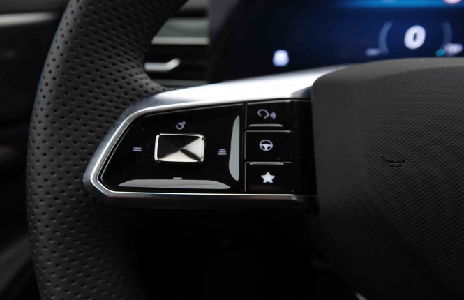 MG_MG_HS_2549239_18.jpg MG_MG_HS_2549239_18.jpg