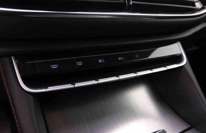 MG_MG_HS_2550498_13.jpg MG_MG_HS_2550498_13.jpg