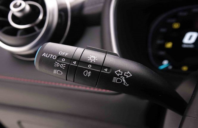 MG_MG_HS_2551065_16.jpg MG_MG_HS_2551065_16.jpg